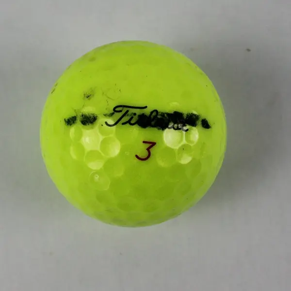 6 Used Titleist Golf Balls 5 White 1 Yellow Practice Casual Play