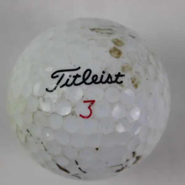 6 Used Titleist Golf Balls 5 White 1 Yellow Practice Casual Play