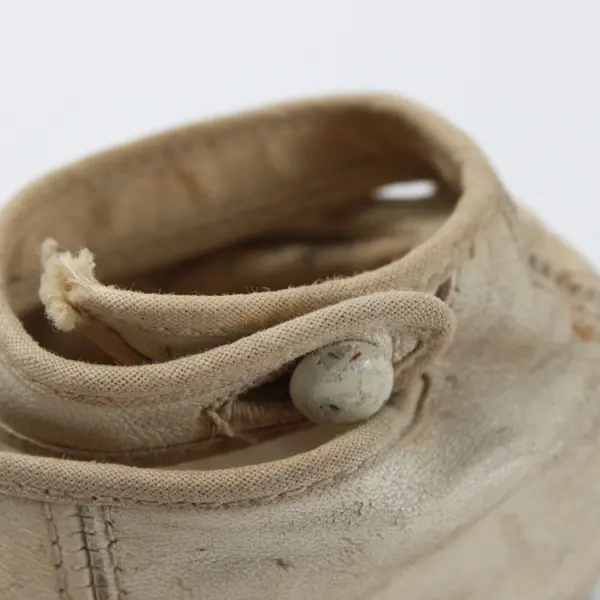 Vintage Baby Mary Jane Shoes Cream Button Strap Pair Pre-Owned Scuffed