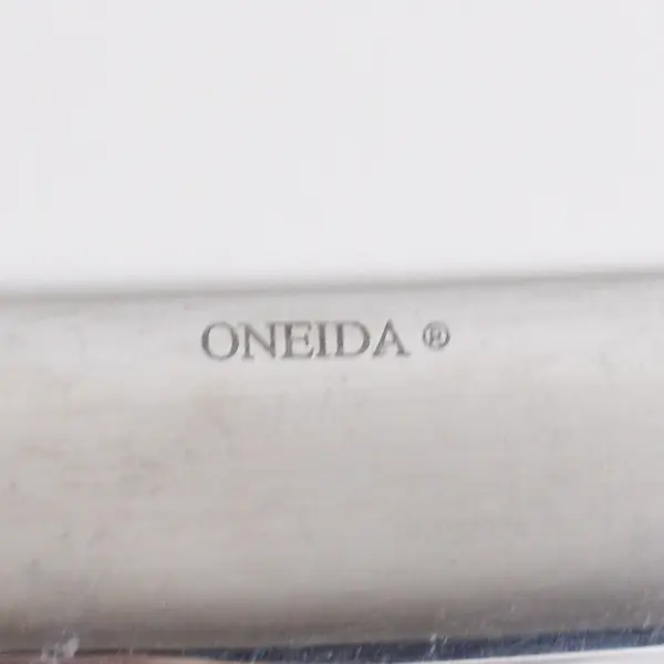 Lot of 6 Oneida Bellasana French Solid Knives Flatware Stainless Steel 18/0