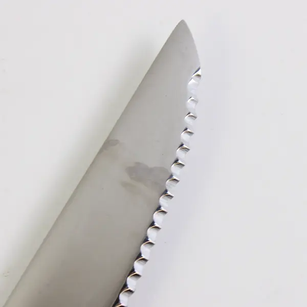 A Set of 4 Reed & Barton Brookshire Stainless Solid Handle Steak Knives 9.75 In