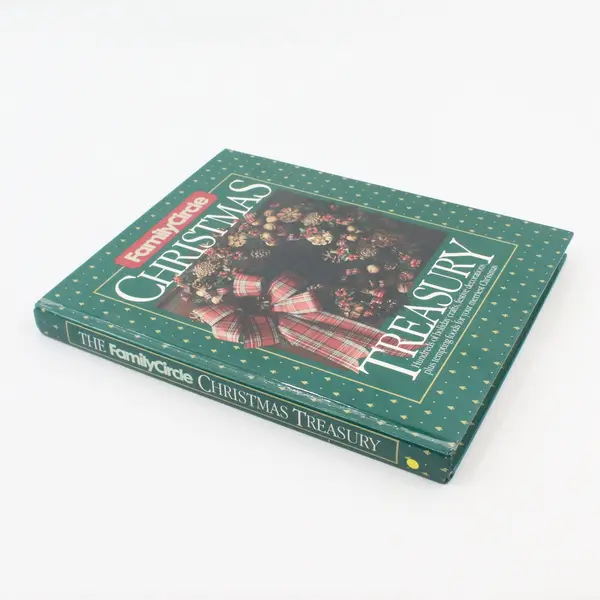Family Circle Christmas Treasury 1986 Hardcover Crafts Recipes Decor