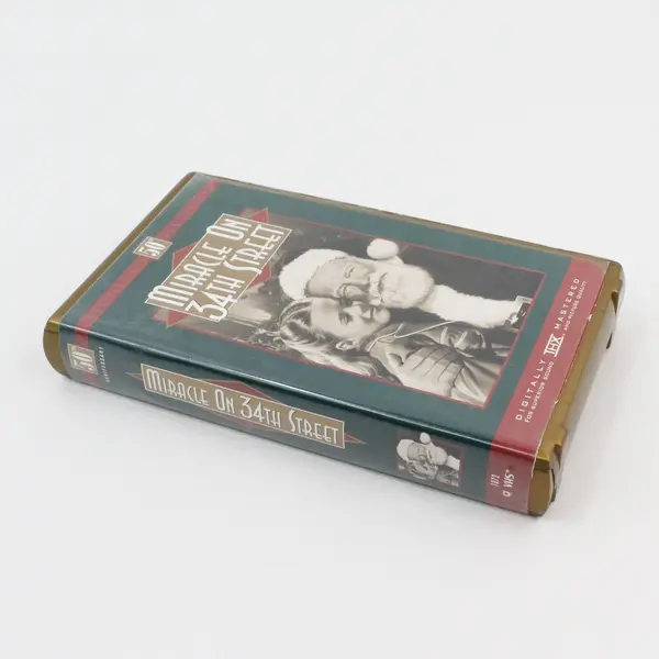 Miracle On 34th Street 50th Anniversary VHS Tape B&W 1997  