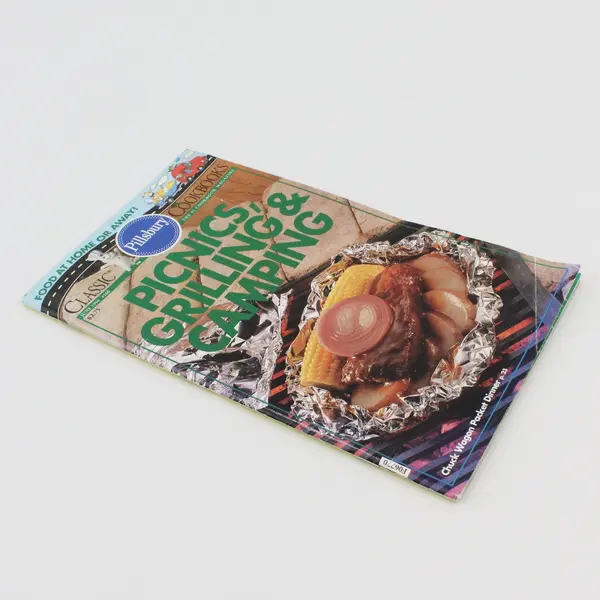 Pillsbury Classics Cookbooks No. 160 June 1994 Picnics, Grilling & Camping