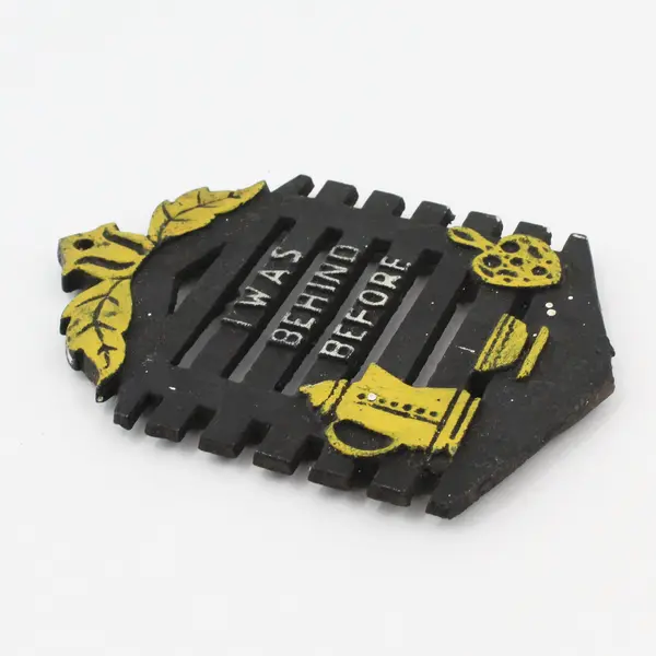 Vintage Cast Iron Motto Trivet "I Was Behind Before" Hot Plate 1960's
