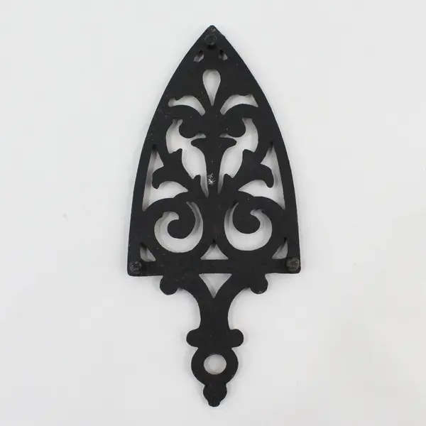 Vintage Cast Iron "Sad Iron" Trivet, Spade/Arrow-Shaped Silhouette Hot Plate 