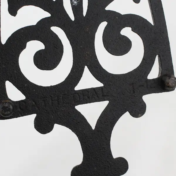 Vintage Cast Iron "Sad Iron" Trivet, Spade/Arrow-Shaped Silhouette Hot Plate 