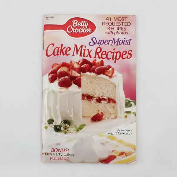 April 2002 #183 Betty Crocker Super Moist Cake Mix Recipes Booklet Pamphlet