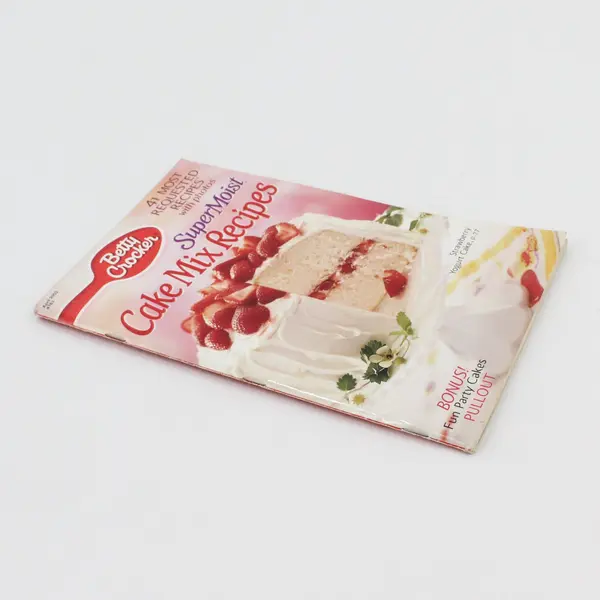April 2002 #183 Betty Crocker Super Moist Cake Mix Recipes Booklet Pamphlet