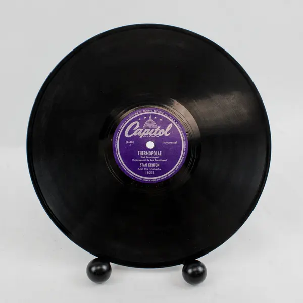 Stan Kenton The Peanut Vendor/Thermopolae 10" Shellac 78 RPM Capitol 15052