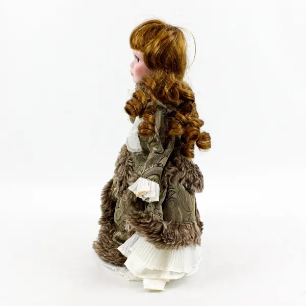 Phoenix Custom Promotions Porcelain Doll Victorian-Style Fur Trim Beige Gold