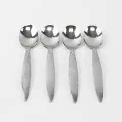 Lot of 4 Pfaltzgraff Satin Laurel Stainless Steel Soup Spoons 8"