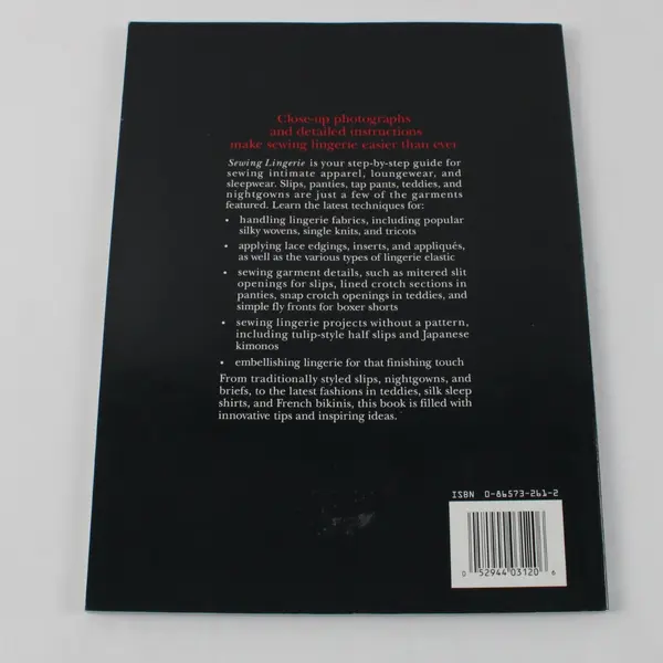Singer Sewing Reference Library Sewing Lingerie Paperback 1991 ISBN 0865732612