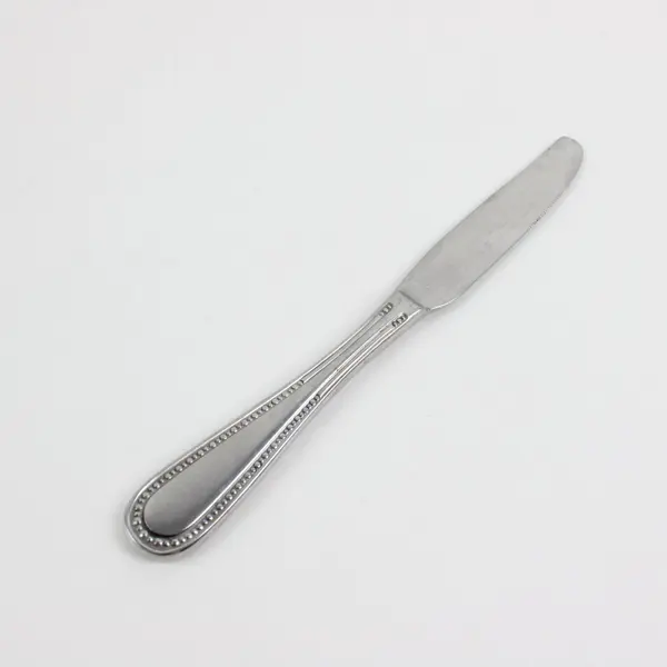 Lot of 4 Identical Butter Knives 9.5in Flatware