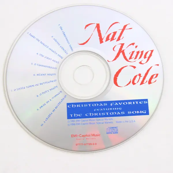 Nat King Cole Christmas Favorites CD 1996 EMI Capitol Music Pre-Owned