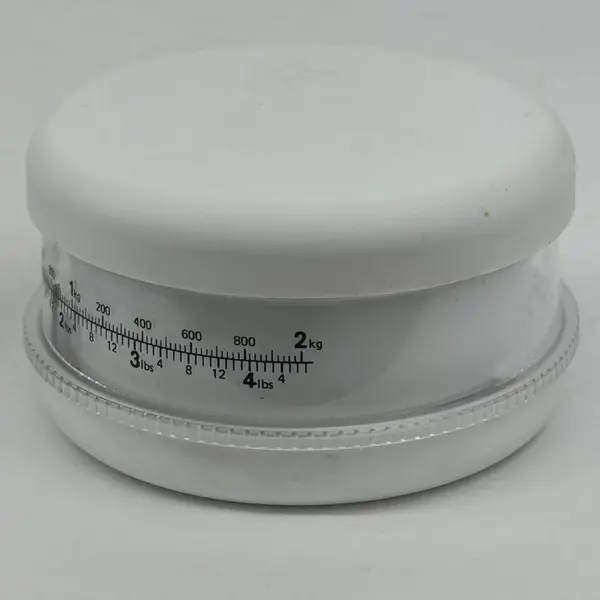 Vintage Round White Plastic Kitchen Food Scale 4 lb / 2 kg