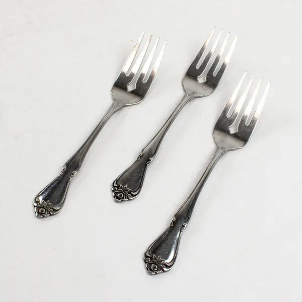 Lot of 3 Oneida Rogers Arbor Rose-True Rose Stainless Steel Salad Forks 6 1/4" 