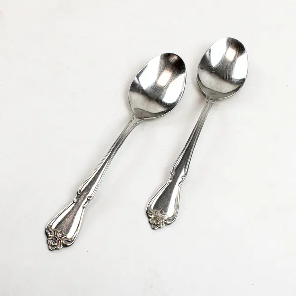Lot of 2 Oneida Rogers Arbor Rose-True Rose Stainless Oval Soup Spoons 6 7/8"