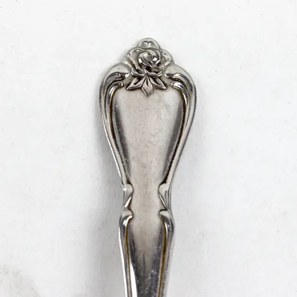 Lot of 2 Oneida Rogers Arbor Rose-True Rose Stainless Oval Soup Spoons 6 7/8"