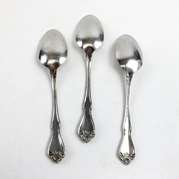 Lot of 3 Oneida Rogers Arbor Rose-True Rose Stainless Steel Teaspoons 6"