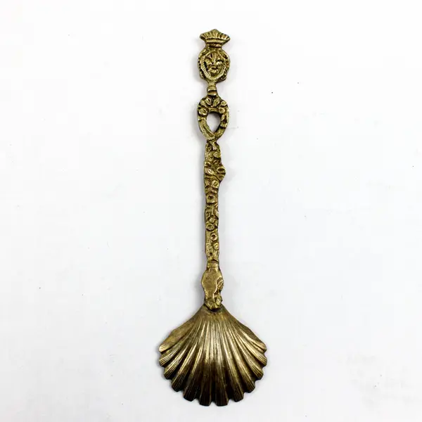 Vintage Italian Silver-Plated Sugar Shell Spoon Scalloped Ornate