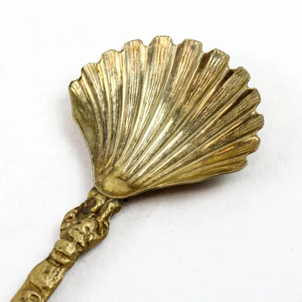 Vintage Italian Silver-Plated Sugar Shell Spoon Scalloped Ornate