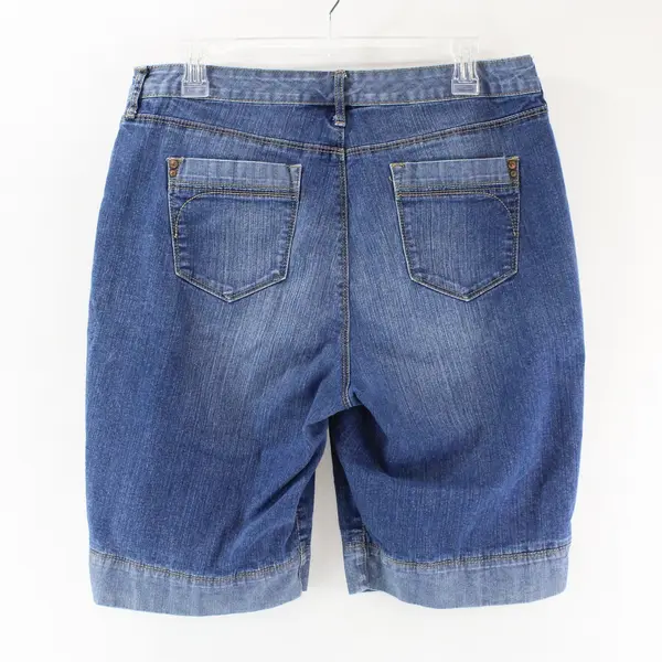 Gloria Vanderbilt Jessa Women's Denim Shorts Size 12 Medium Wash
