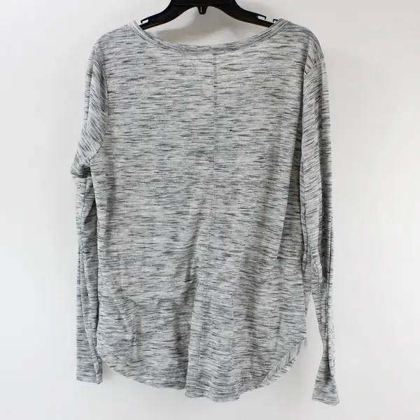Maurices 24/7 Women's XL Heather Gray V-Neck Long Sleeve Shirt