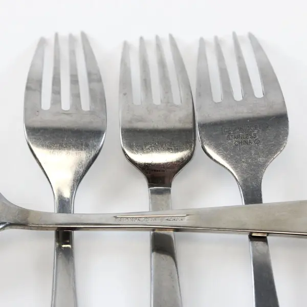 Lot of 4 Mixed Brand Stainless Forks 3 Table/1 Serving 8/7.5in Cambridge Used