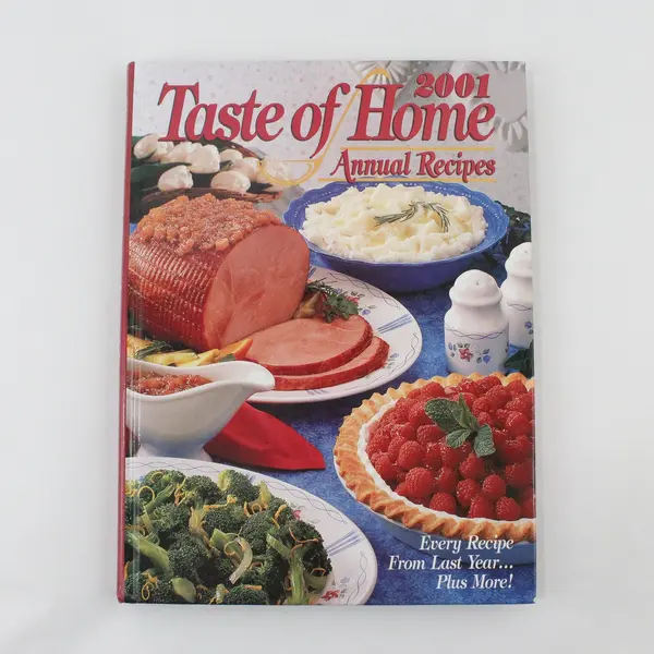 2001 Taste of Home Annual Recipes Hardcover Good