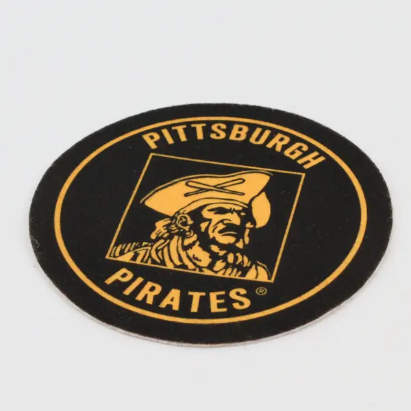 2007 Topps Heritage 1958 Pittsburgh Pirates Team Felt Emblem