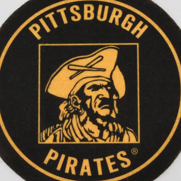 2007 Topps Heritage 1958 Pittsburgh Pirates Team Felt Emblem