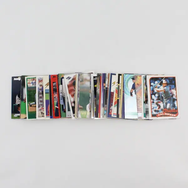 Lot of 120+ Mixed Baseball Trading Cards 1980s-1990s Topps Donruss