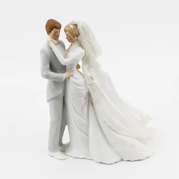 1987 Enesco Opal Innocence G.G. Santiago Bride Groom Cake Topper Figurine Veil