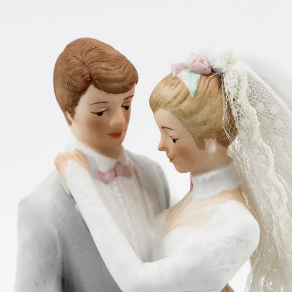 1987 Enesco Opal Innocence G.G. Santiago Bride Groom Cake Topper Figurine Veil