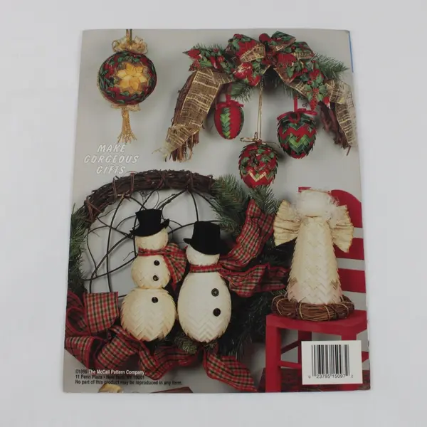McCall's Christmas Ribbon Points No. 15 097 1996 Pattern Book 7 Designs