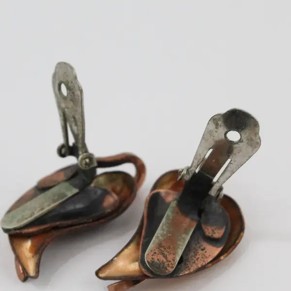 Vintage Matisse Renoir Copper Enamel Leaf Clip-On Earrings