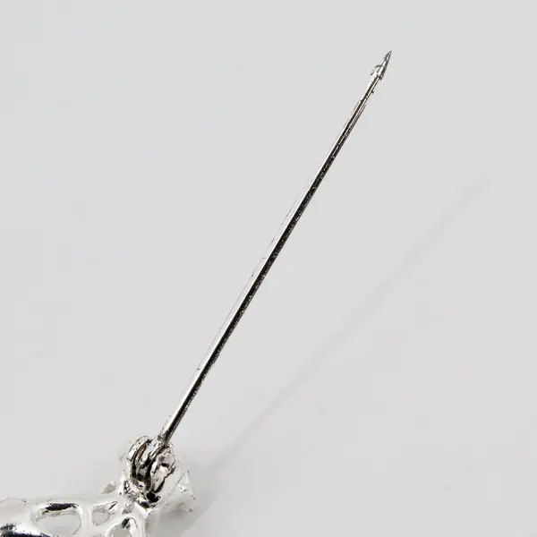 Christmas Tree Rhinestone Silvertone Brooch Holiday Pin