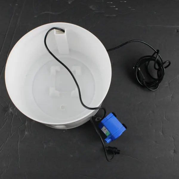 Wonder Creature Water Fountain Plug-In Pump Dogs Cats UNTESTED
