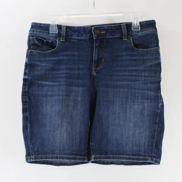 Maurices Mid Rise Stretch Denim Jean Shorts Size 12 Blue Dark Wash