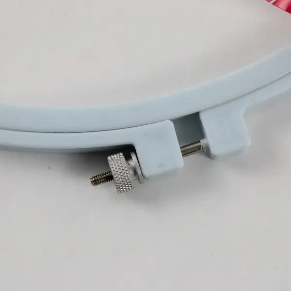 Susan Bates Hoop-La Plastic Embroidery Hoop 10 Inch Light Blue