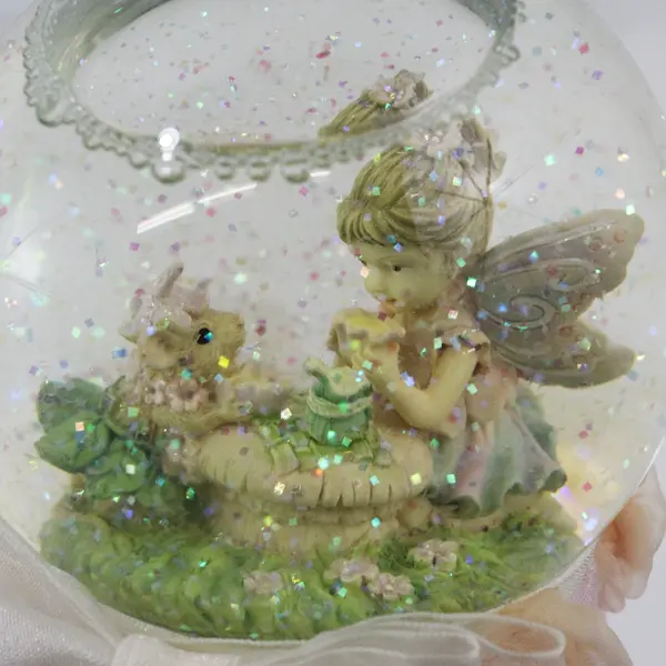 2002 Fairy Lovely Fairy Best Friends Kim Lawrence Enesco Group Snow Globe 6in