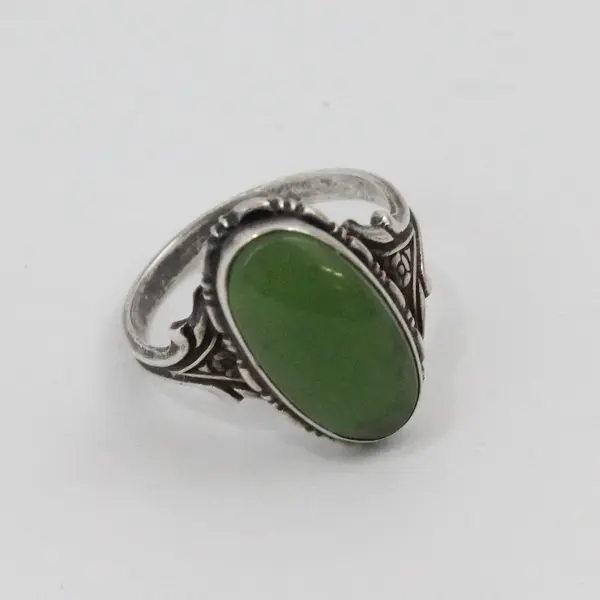 Ornate Silver Natural Jade Chrysoprase Green Cabochon Size 7.25