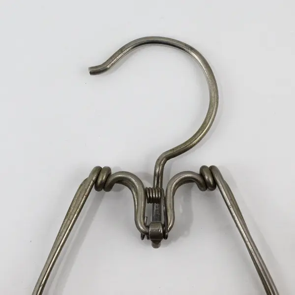 Setwell Lot of 5 Vintage Wooden Clamp Hangers for Skirts Pants Trousers