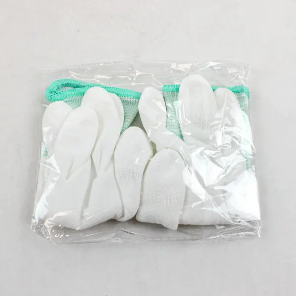 Pair of Knitted Cotton Tech Gloves for Photography Stage Lighting