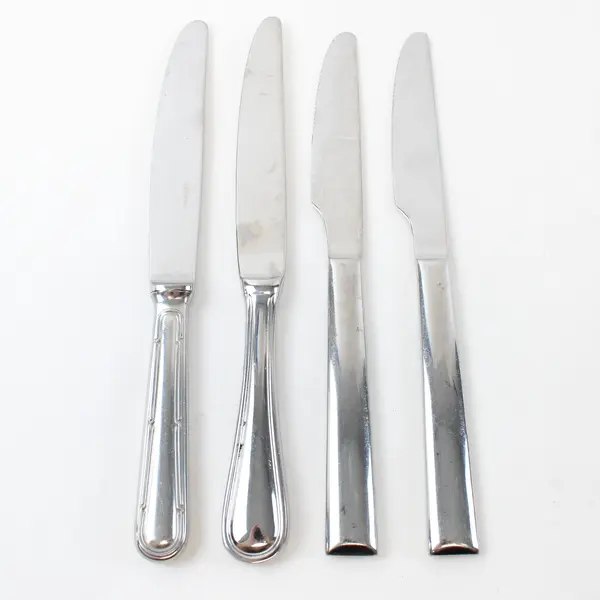 Lot of 4 Mixed Brand Butter Knives Used Flatware Kitchen Dining