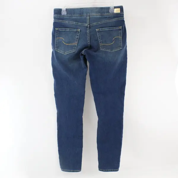 Women's Signature by Levi Strauss Skinny Shaping Pull-On Jeans Size 10 Med. Wash