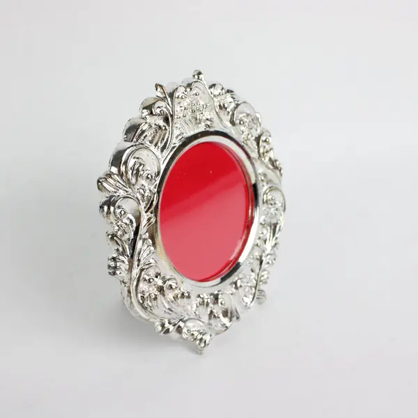 Lillian Vernon Silver Plated Oval Photo Frame LV4301