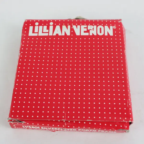 Lillian Vernon Silver Plated Oval Photo Frame LV4301