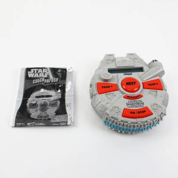 Hasbro Star Wars Electronic Catch Phrase Millennium Falcon Game 2015
